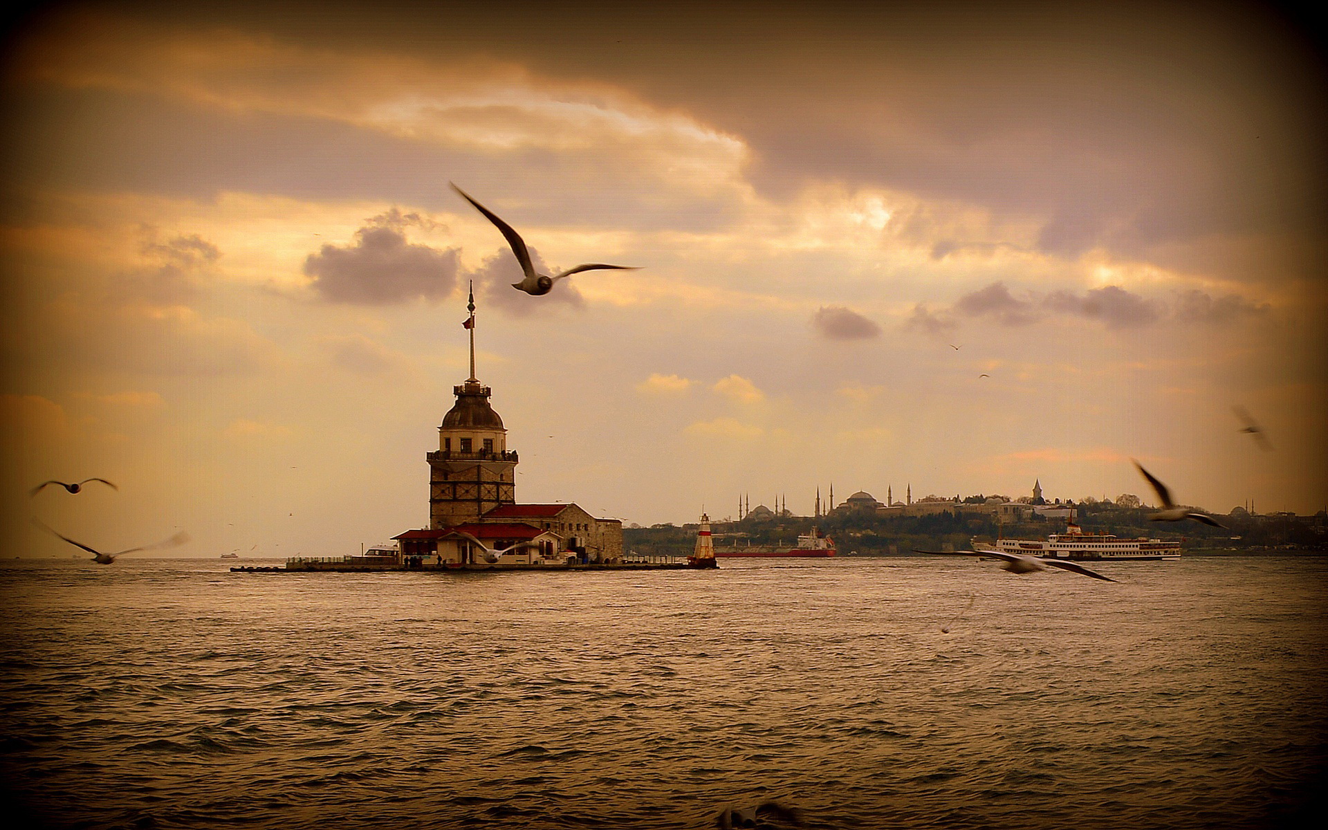 Man Made Istanbul HD Wallpaper | Background Image