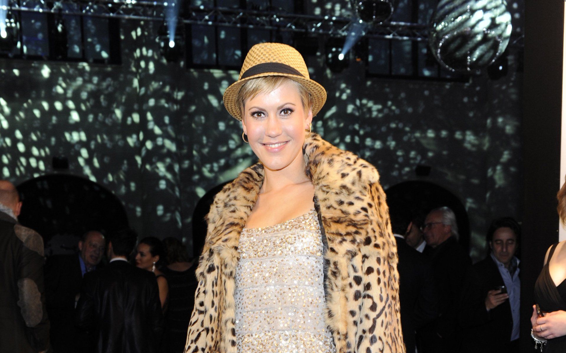 Download Actress German Woman Wolke Hegenbarth HD Wallpaper