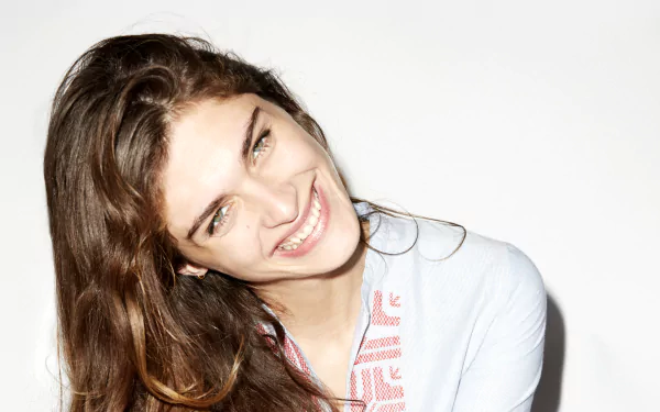 Italian model woman Elisa Sednaoui HD Desktop Wallpaper | Background Image