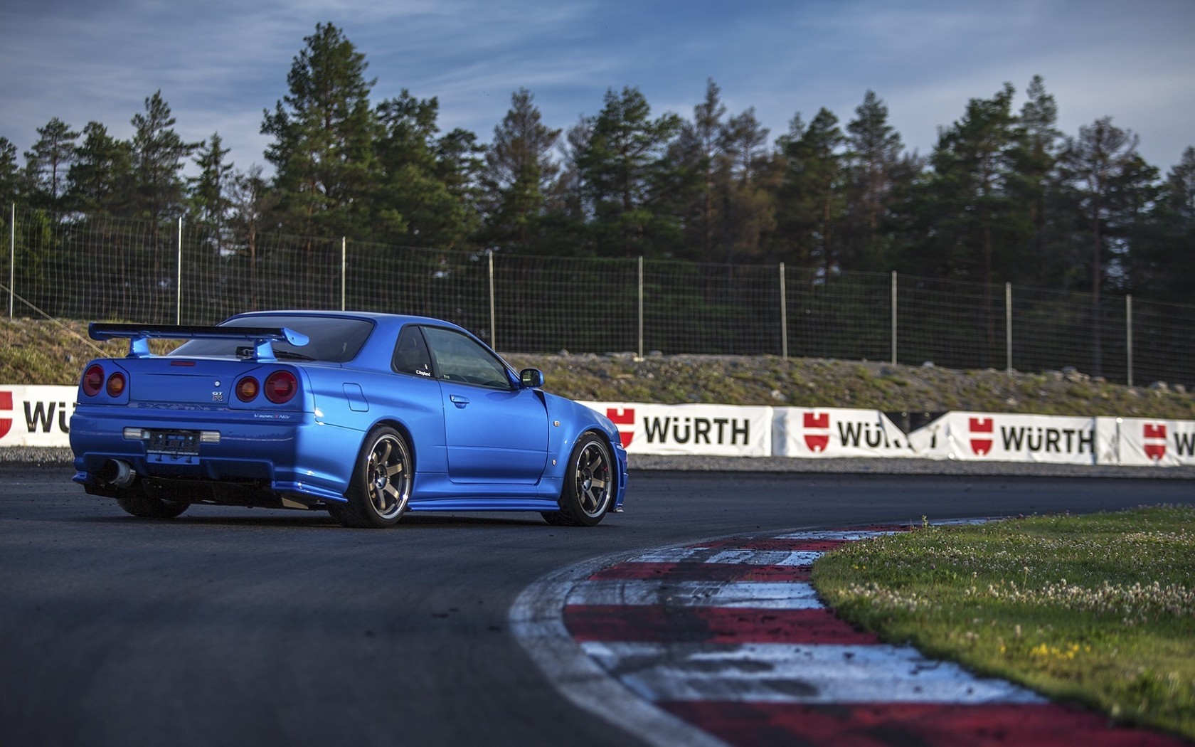 10+ Nissan Skyline R34 HD Wallpapers and Backgrounds