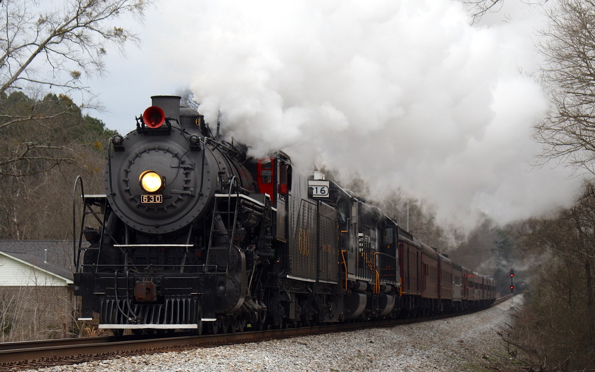 Download Vehicle Locomotive HD Wallpaper