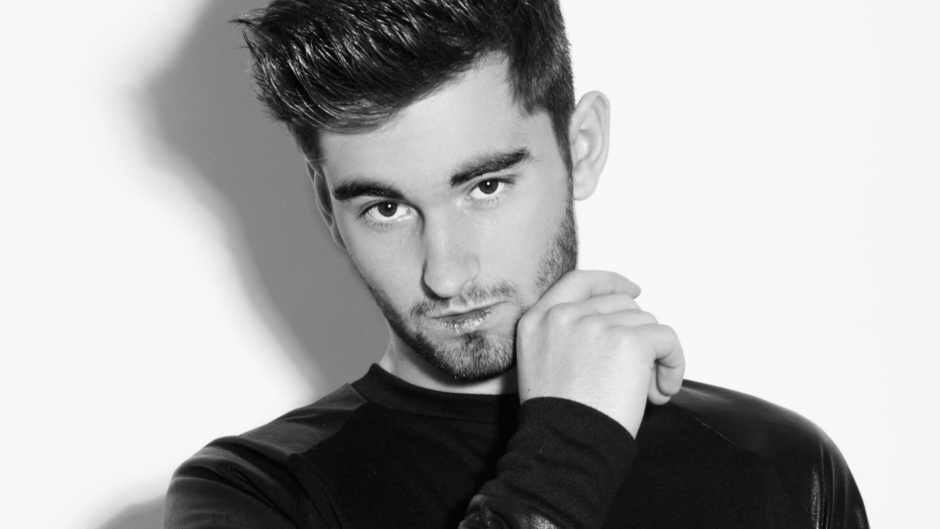 Download Music Dyro HD Wallpaper