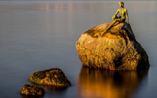 man made Girl in a Wetsuit Statue HD Desktop Wallpaper | Background Image