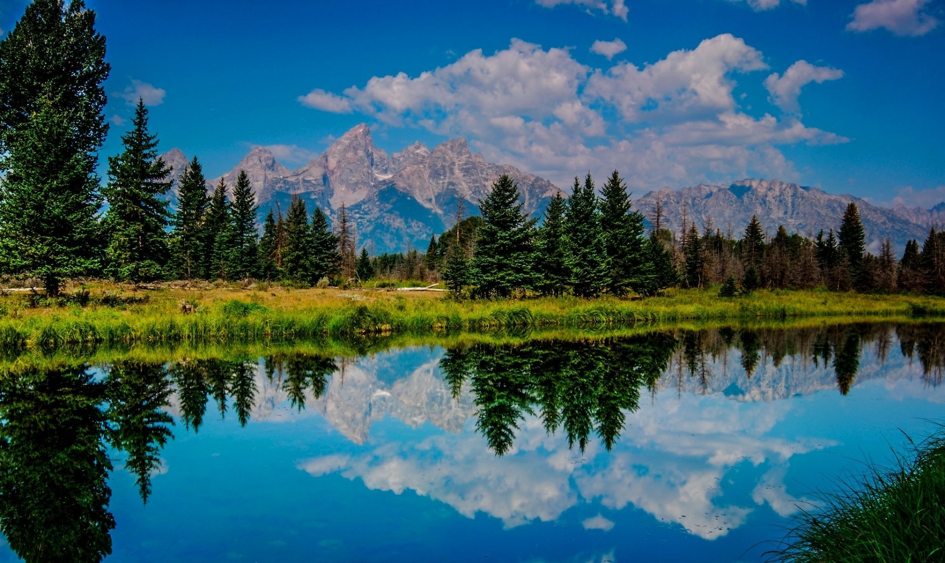 Download Mountain Nature Reflection HD Wallpaper