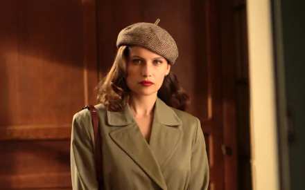 model French Celebrity Laetitia Casta HD Desktop Wallpaper | Background Image