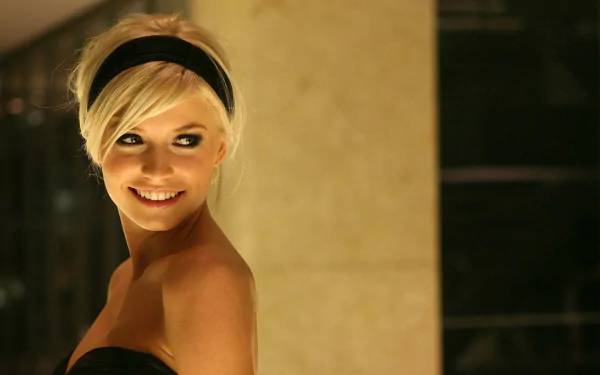 model German woman lena gercke HD Desktop Wallpaper | Background Image