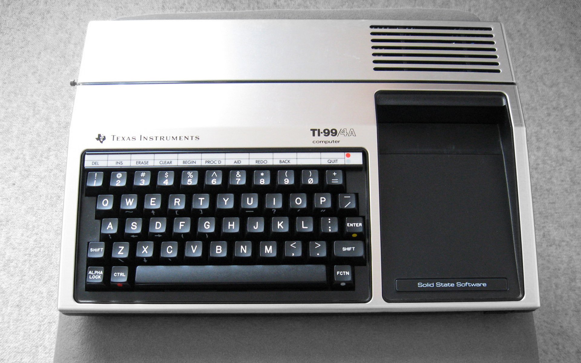 Texas Instruments TI-99/4A Wallpapers