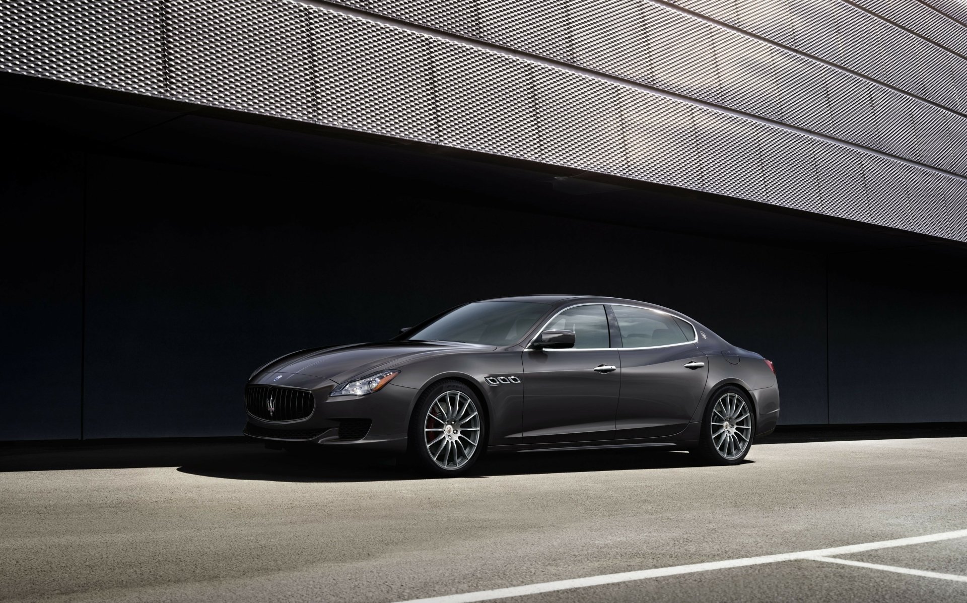 Download Black Vehicle Maserati 4k Ultra HD Wallpaper