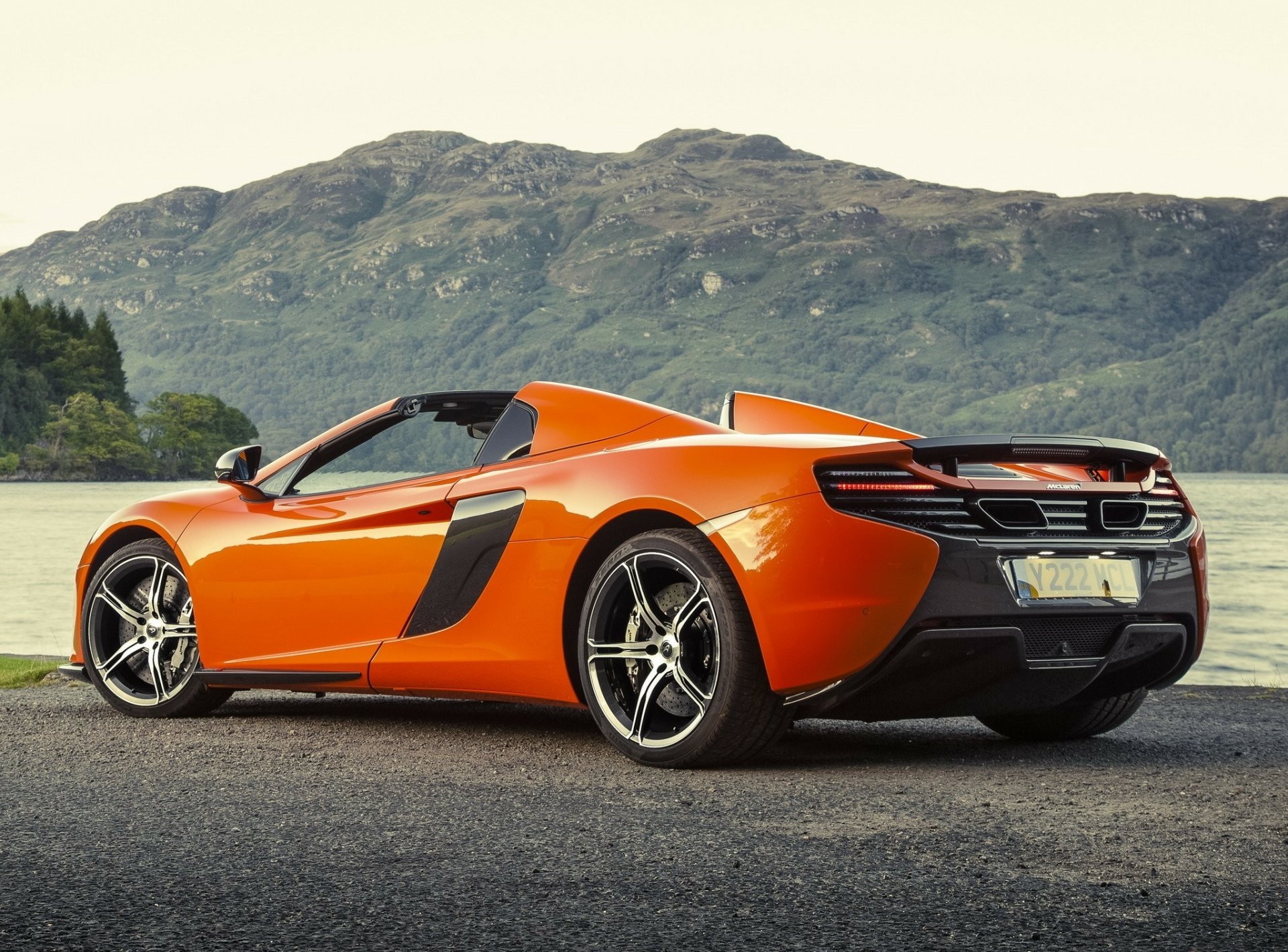 Download Orange Car Supercar Car McLaren 650S McLaren Vehicle McLaren 650S Spider HD Wallpaper