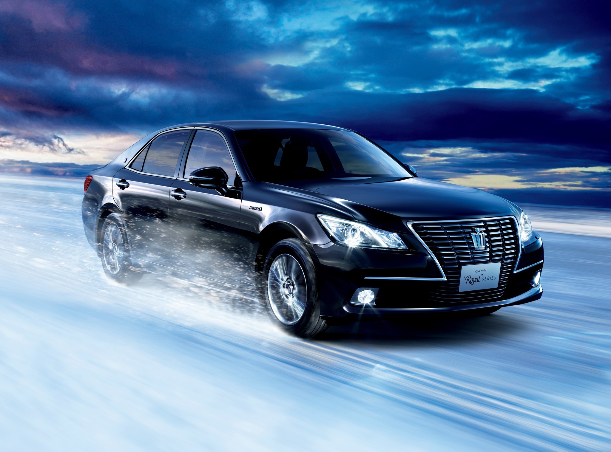 Toyota Crown HD Wallpaper | Background Image | 2048x1516