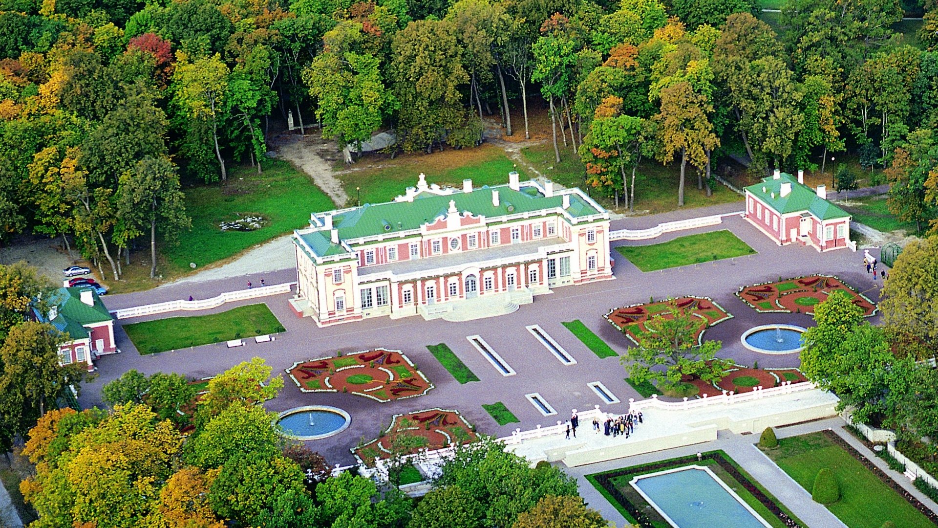 Download Man Made Kadriorg Palace HD Wallpaper