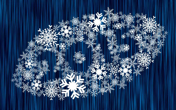 New Year holiday 2015 2K Quad HD PC desktop wallpaper: white snowflakes form 2015 in an oval on a vertical blue streaked background.