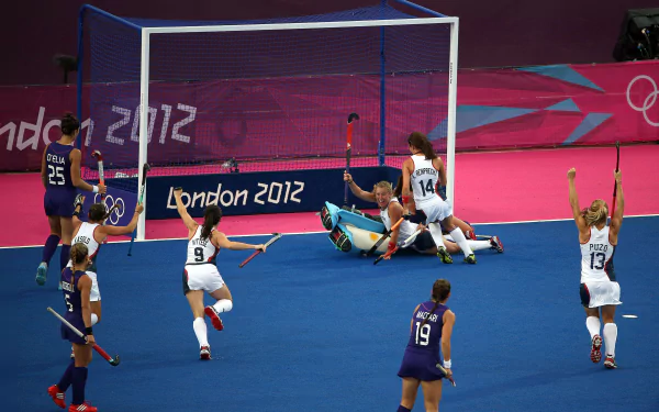 Field hockey Sports HD Desktop Wallpaper | Background Image