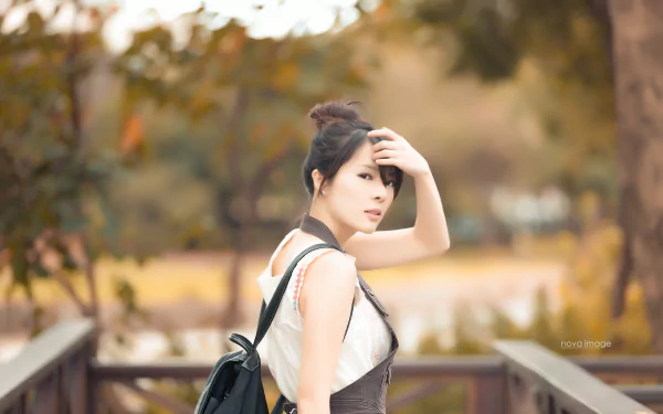 fall bokeh asian woman Becky (Taiwanese Model) HD Desktop Wallpaper | Background Image
