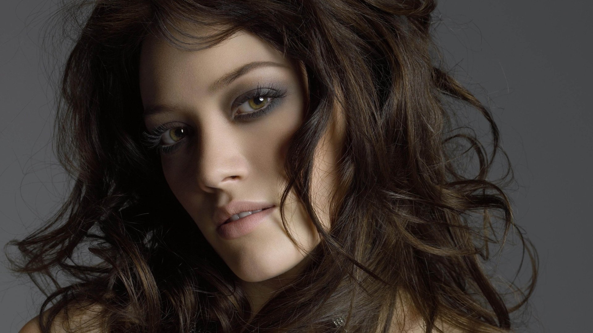 Download Celebrity Hilary Duff 4k Ultra HD Wallpaper