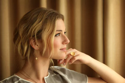 Celebrity Emily Vancamp HD Desktop Wallpaper | Background Image