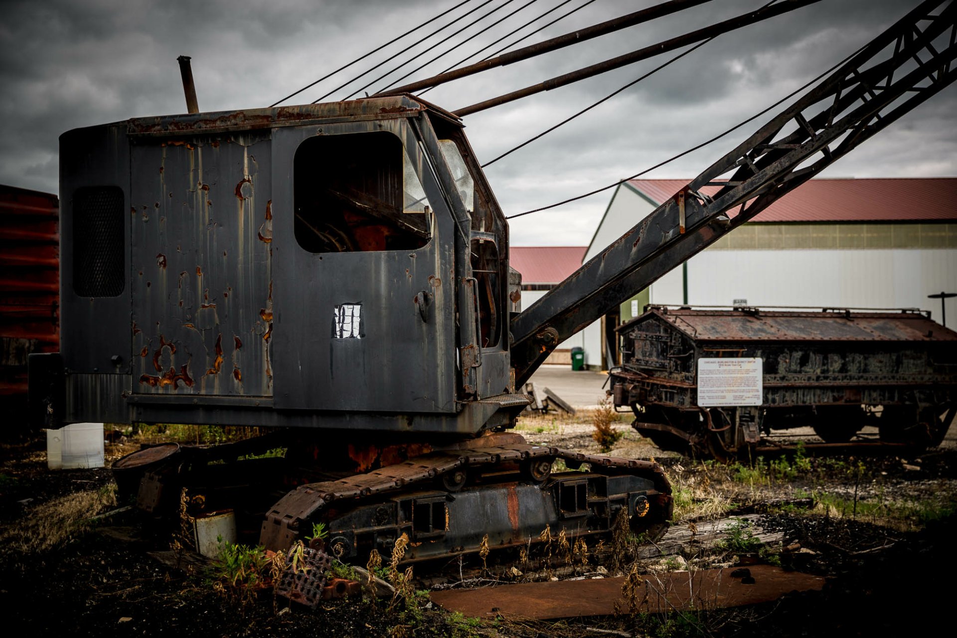 Download Vehicle Crane HD Wallpaper