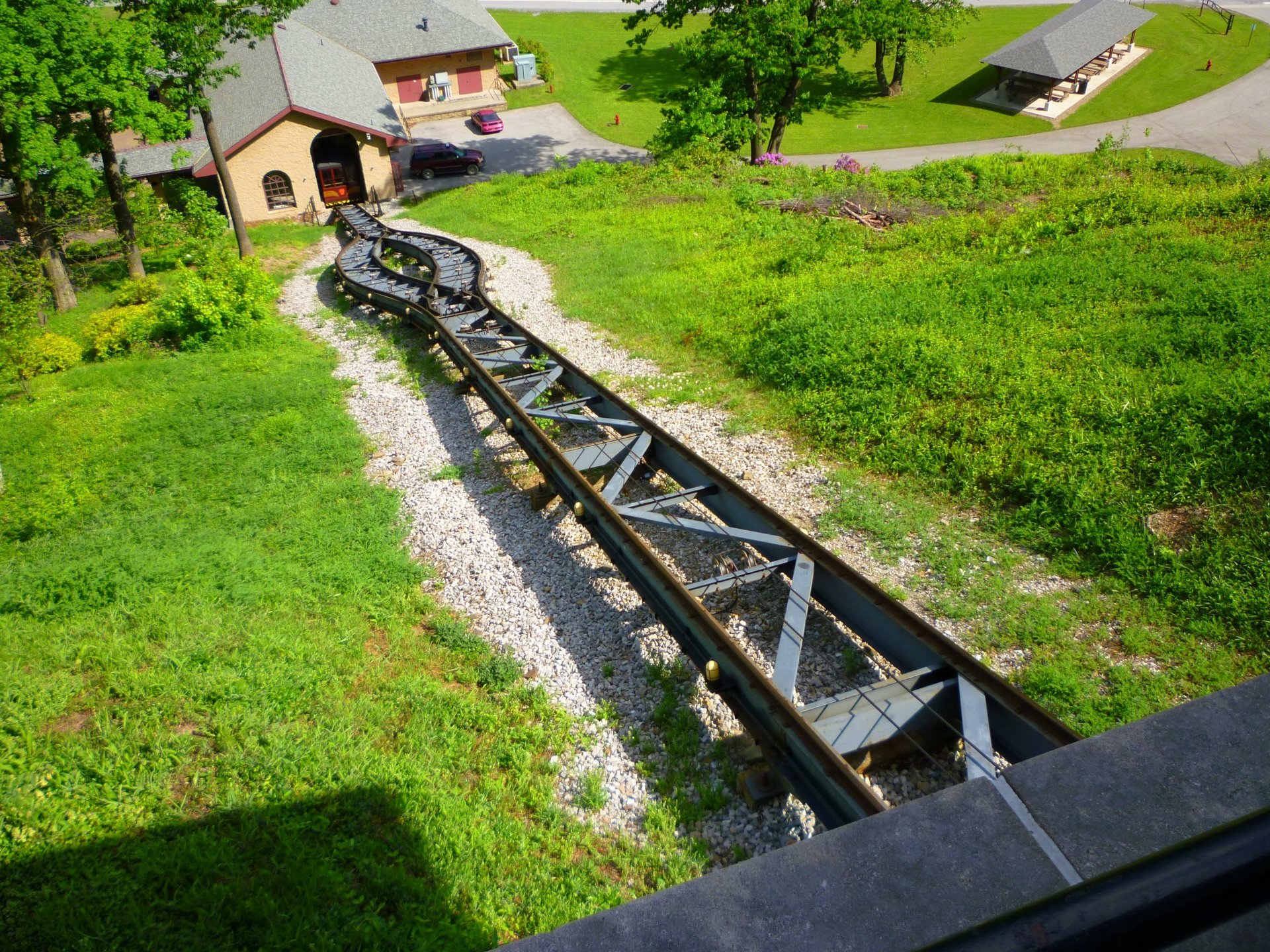 Download Man Made Railroad 4k Ultra HD Wallpaper