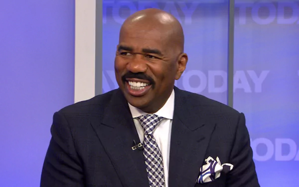 Celebrity Steve Harvey HD Desktop Wallpaper | Background Image
