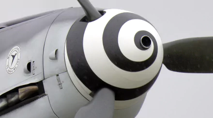  Bf 109 close up of the nose.