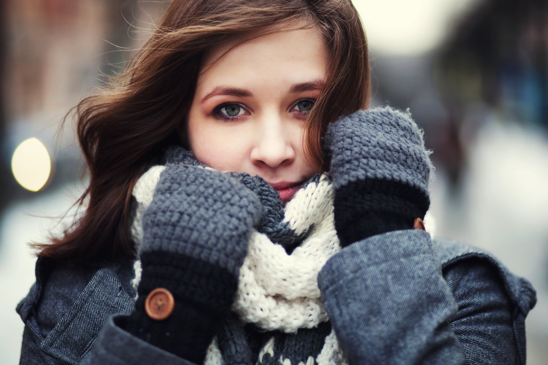 Download Green Eyes Brunette Winter Bokeh Woman Model 4k Ultra HD ...