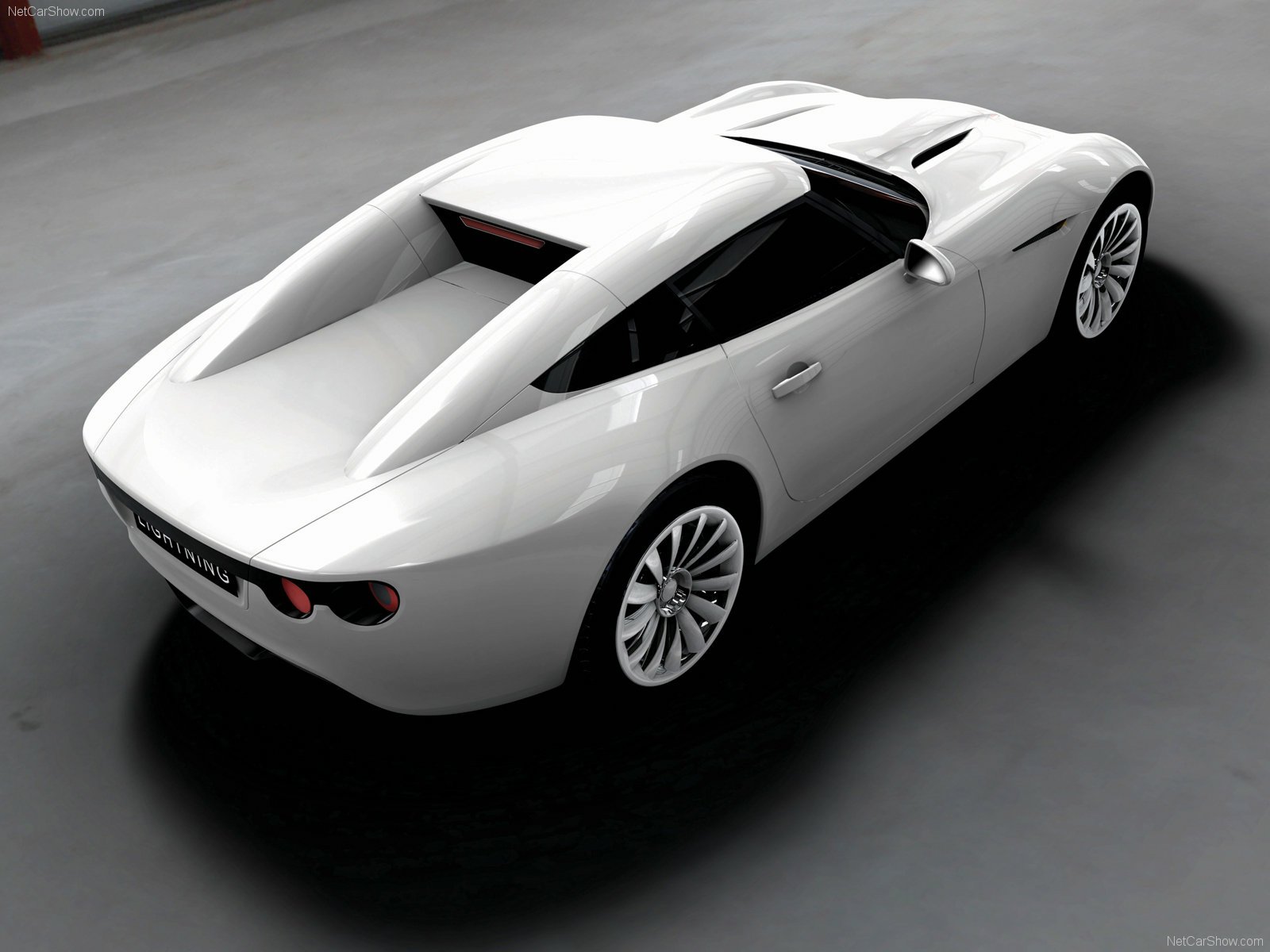 Download Vehicle Lightning Gt Wallpaper