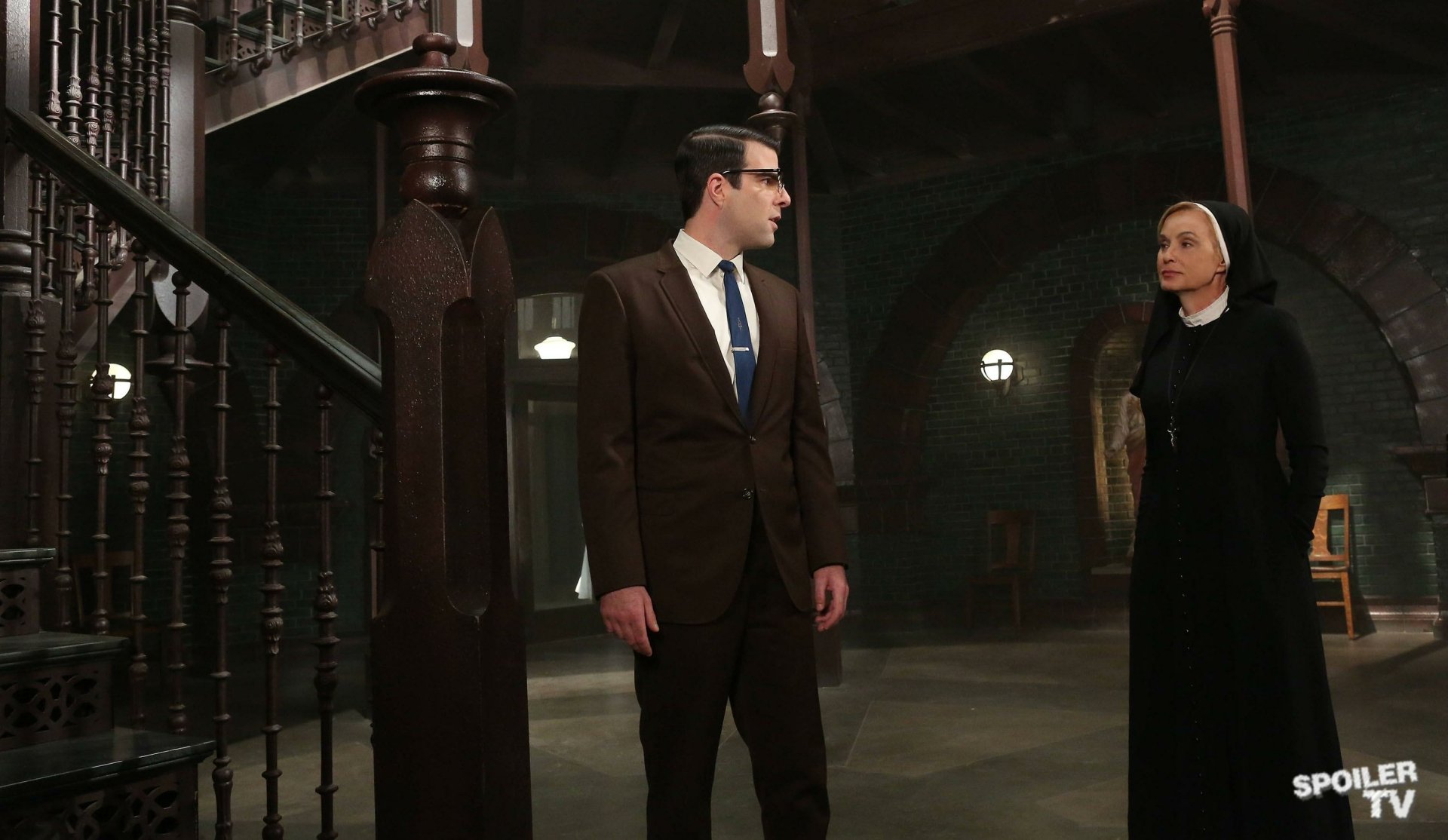 Download Jessica Lange Zachary Quinto TV Show American Horror Story HD Wallpaper