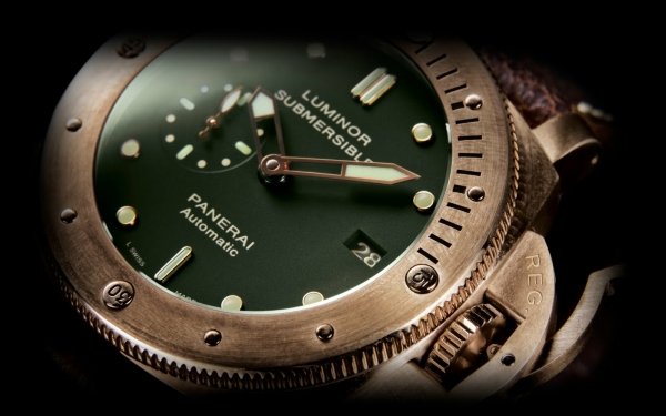 Man Made Watch HD Wallpaper | Background Image