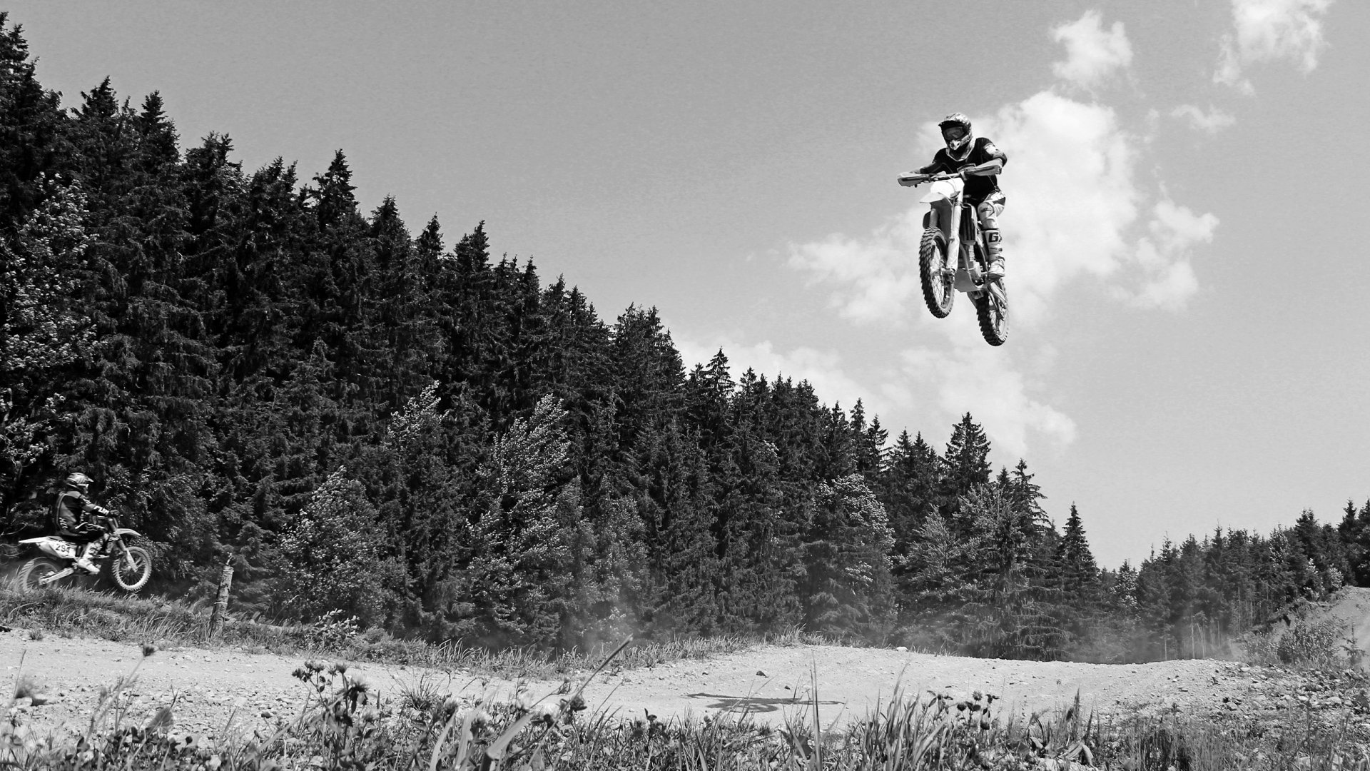 Download Vehicle Motorcycle HD Wallpaper