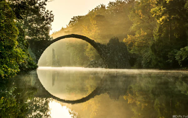  The devil's bridge, Rakotzbrücke, Germany