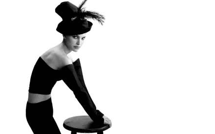 Celebrity Natalie Portman HD Desktop Wallpaper | Background Image