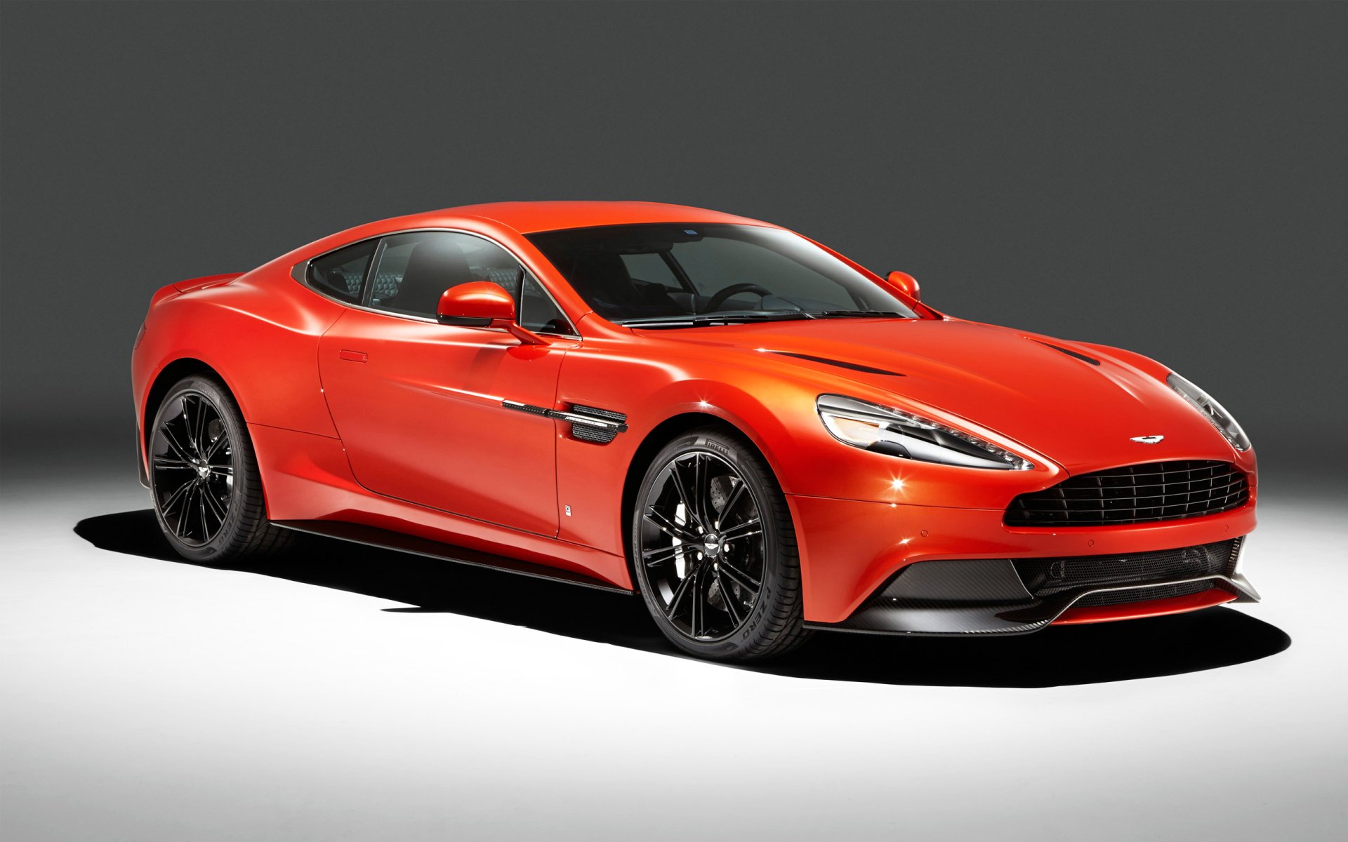 Download Vehicle Aston Martin Vanquish Q HD Wallpaper