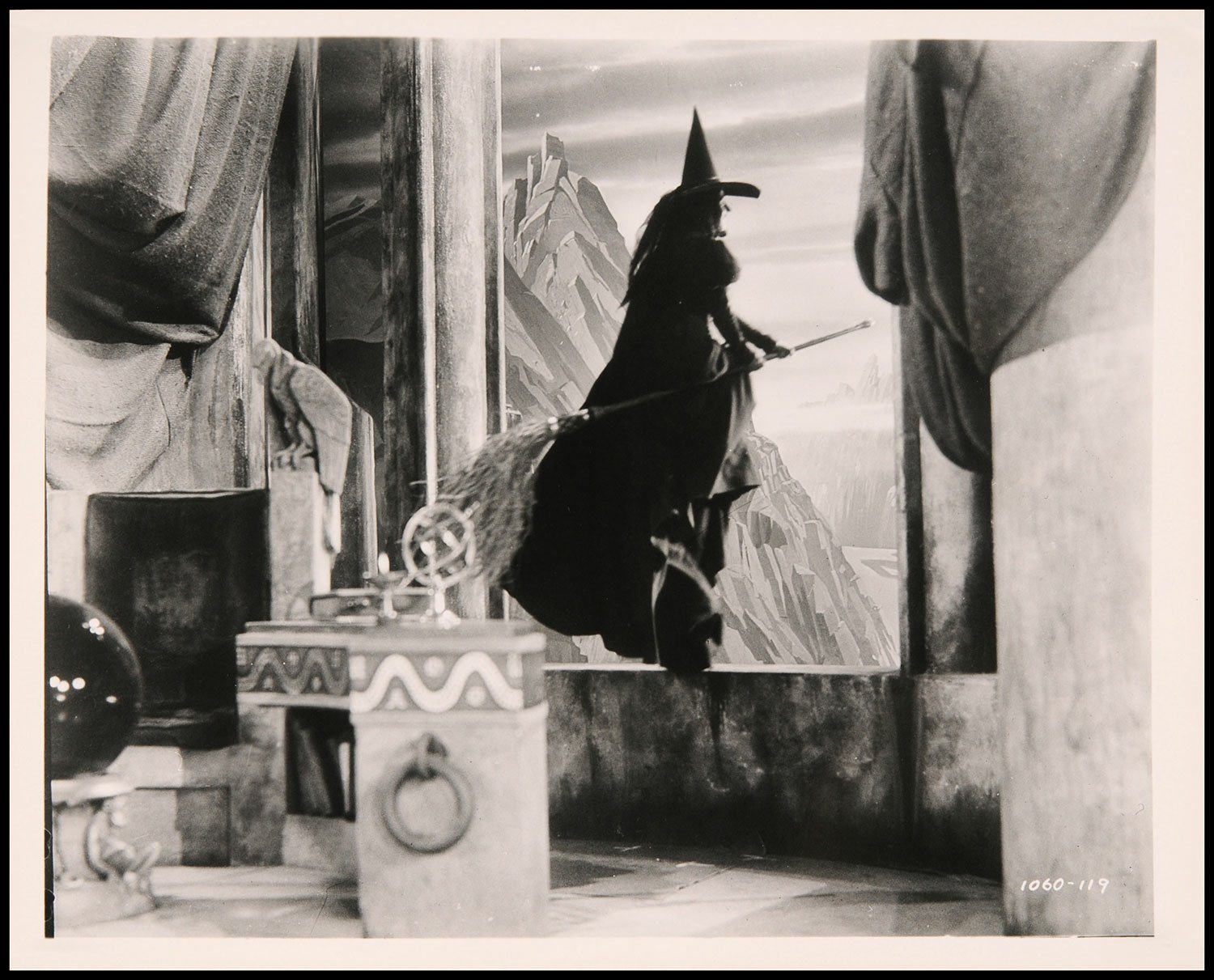 Download Movie The Wizard Of Oz (1939) Wallpaper