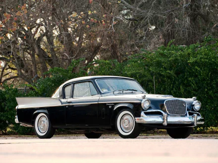  1957 Studebaker Silver Hawk