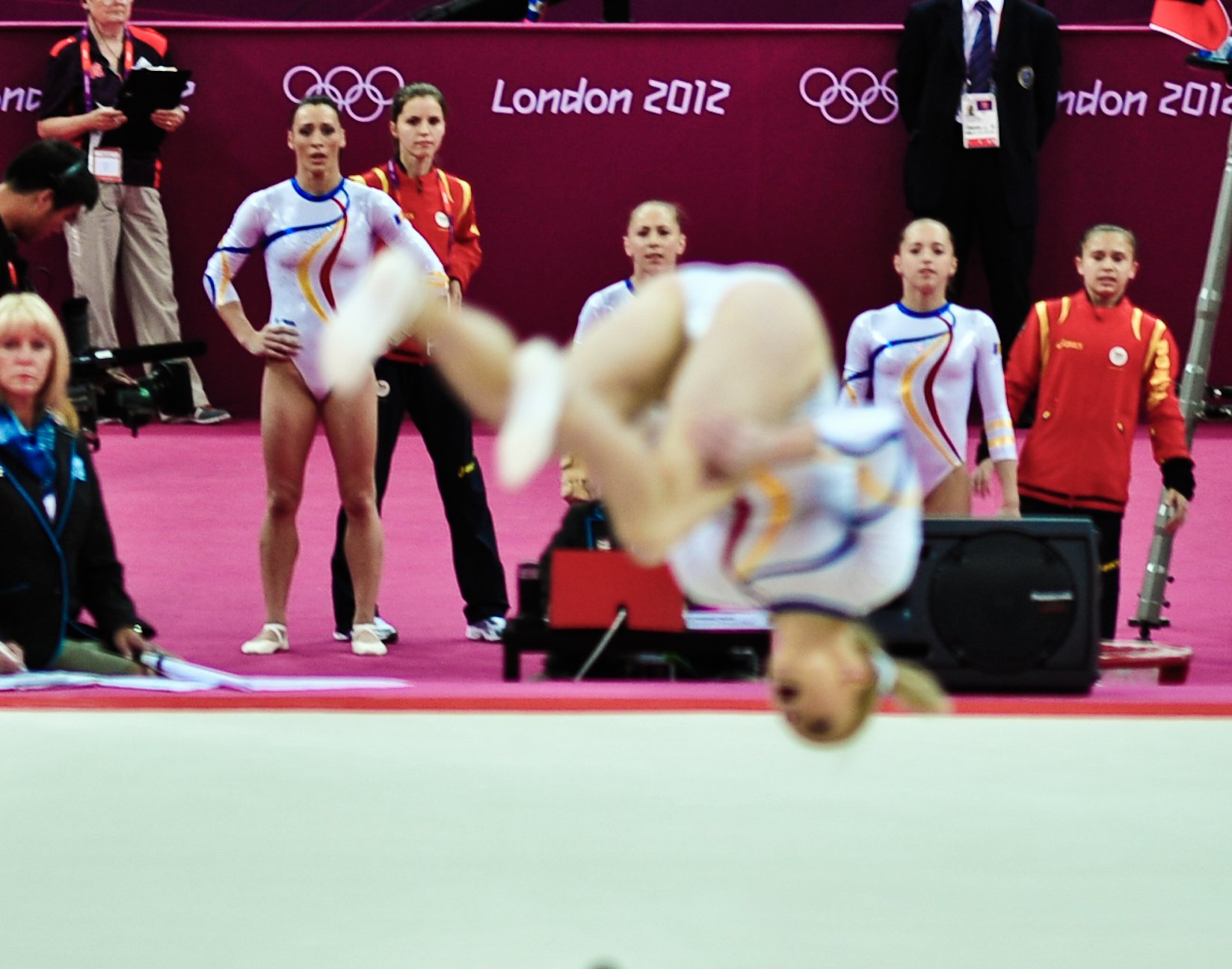 Download Gymnastics Sports Wallpaper