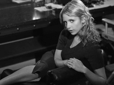 Celebrity Sarah Michelle Gellar HD Desktop Wallpaper | Background Image