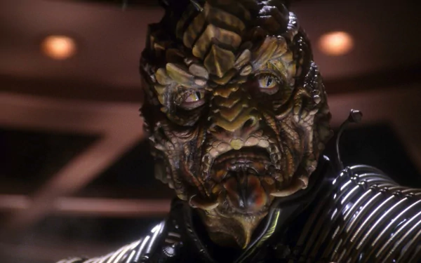  Xiindi Reptilian