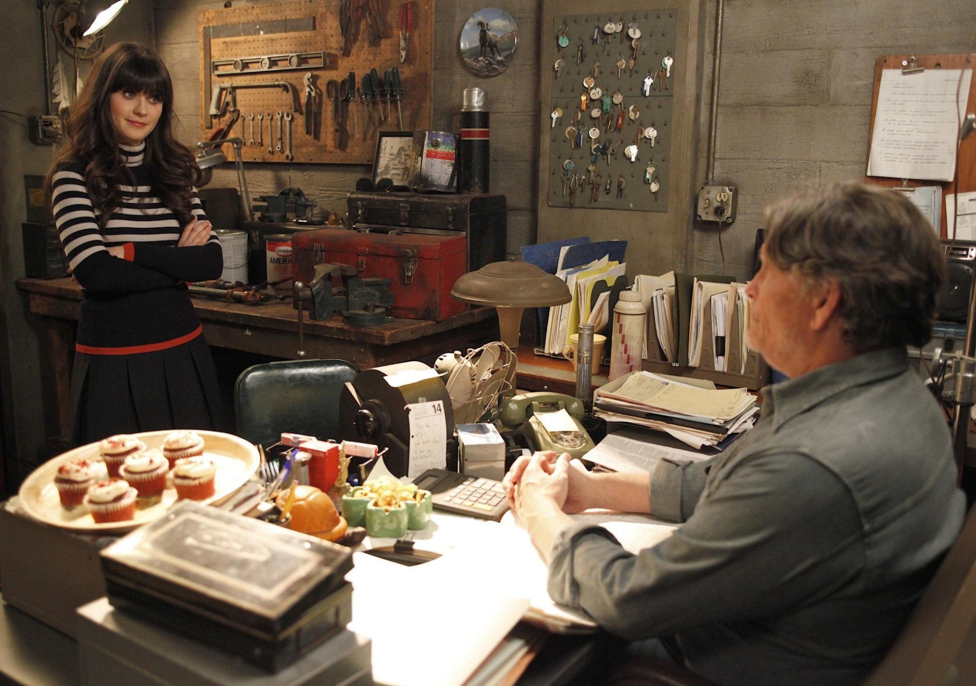 Download Jessica Day Zooey Deschanel TV Show New Girl HD Wallpaper