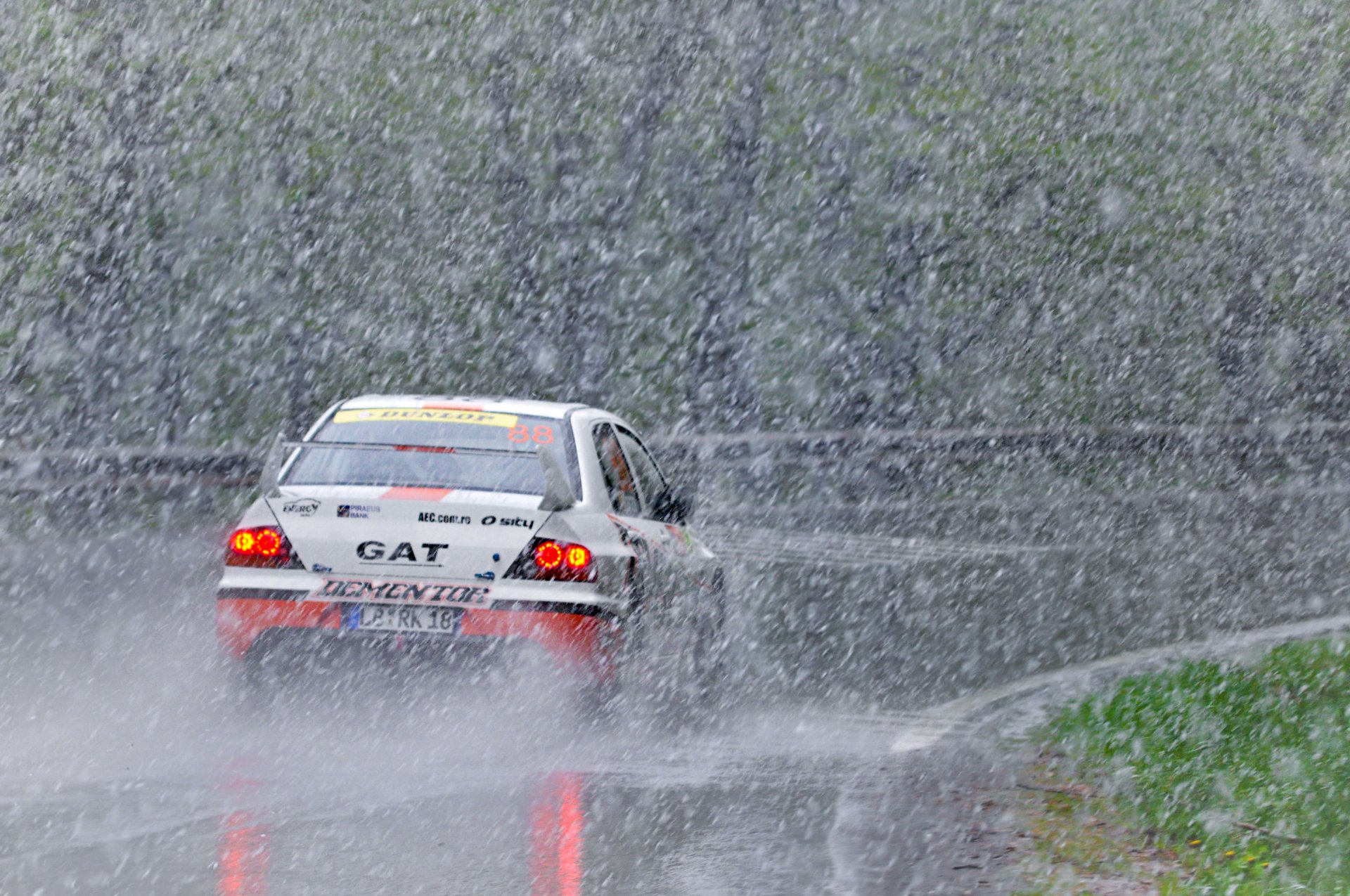 Download Vehicle Mitsubishi Evolution 4k Ultra HD Wallpaper