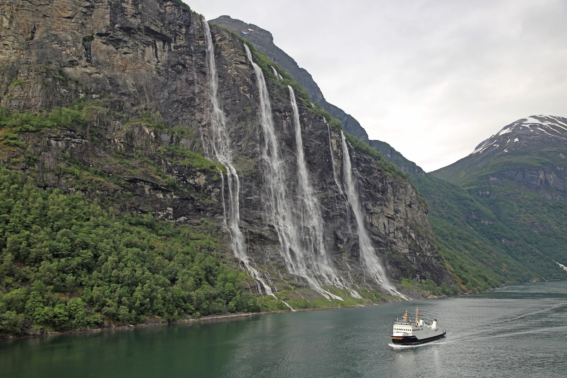 Download Nature Seven Sisters Waterfall, Norway 4k Ultra HD Wallpaper