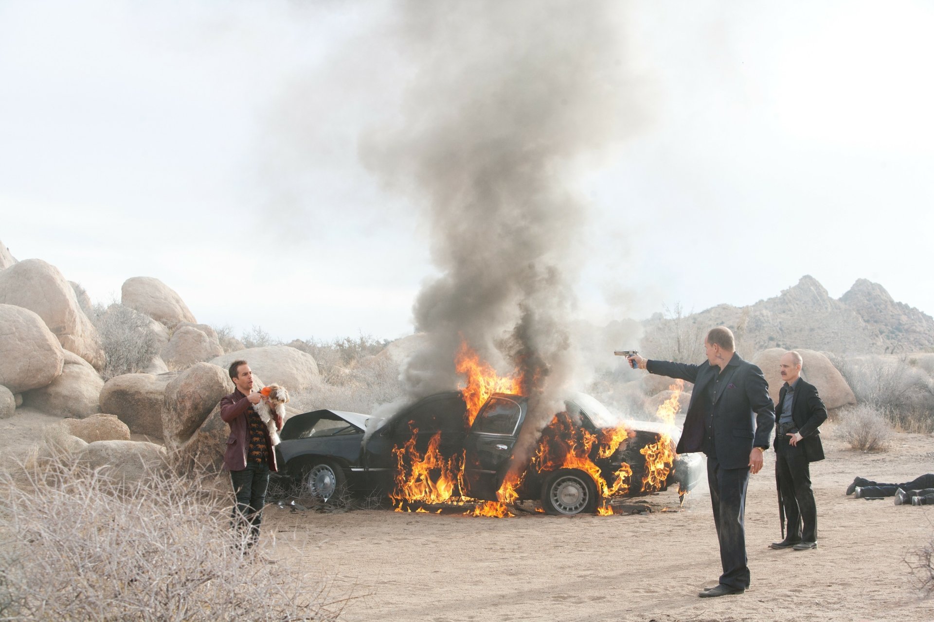 Download Charlie (Seven Psychopaths) Woody Harrelson Billy (Seven Psychopaths) Sam Rockwell Paolo (Seven Psychopaths) Željko Ivanek Movie Seven Psychopaths 4k Ultra HD Wallpaper