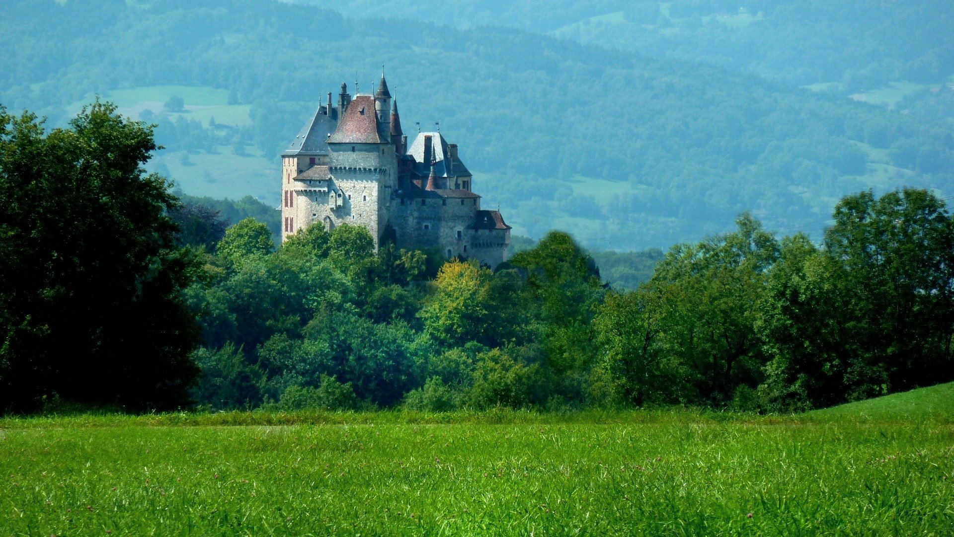 Download Man Made Château De Menthon HD Wallpaper