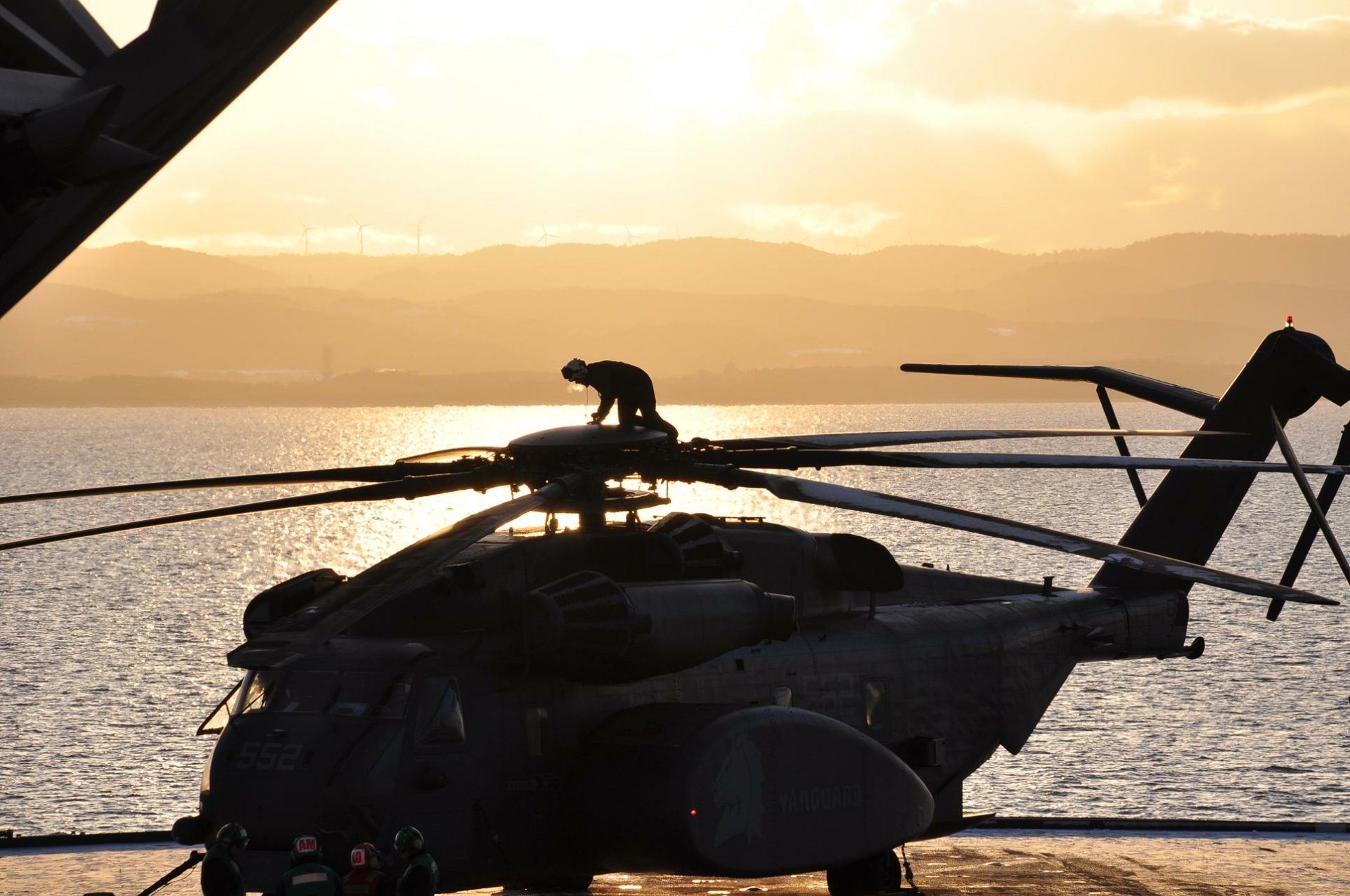 Download Silhouette Navy Helicopter Military Sikorsky MH-53E Sea Dragon ...