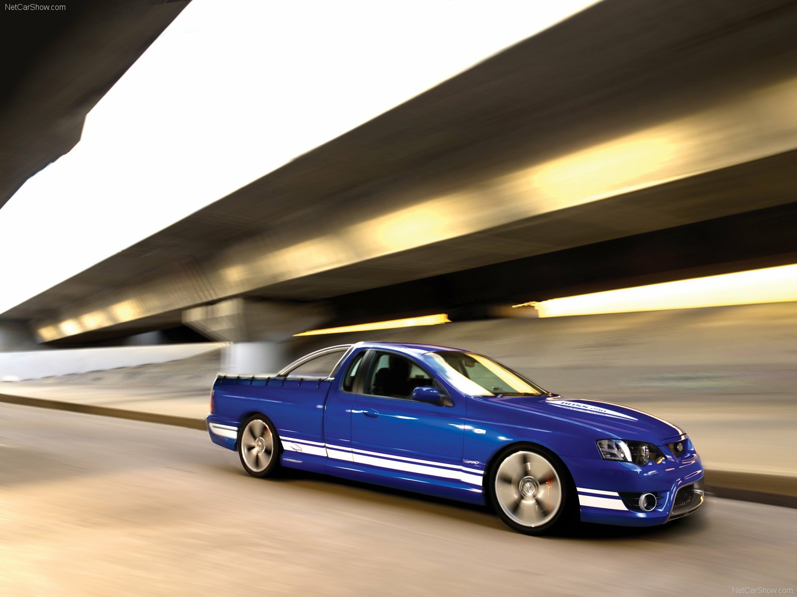 Download Vehicle Ford Pursuit Wallpaper