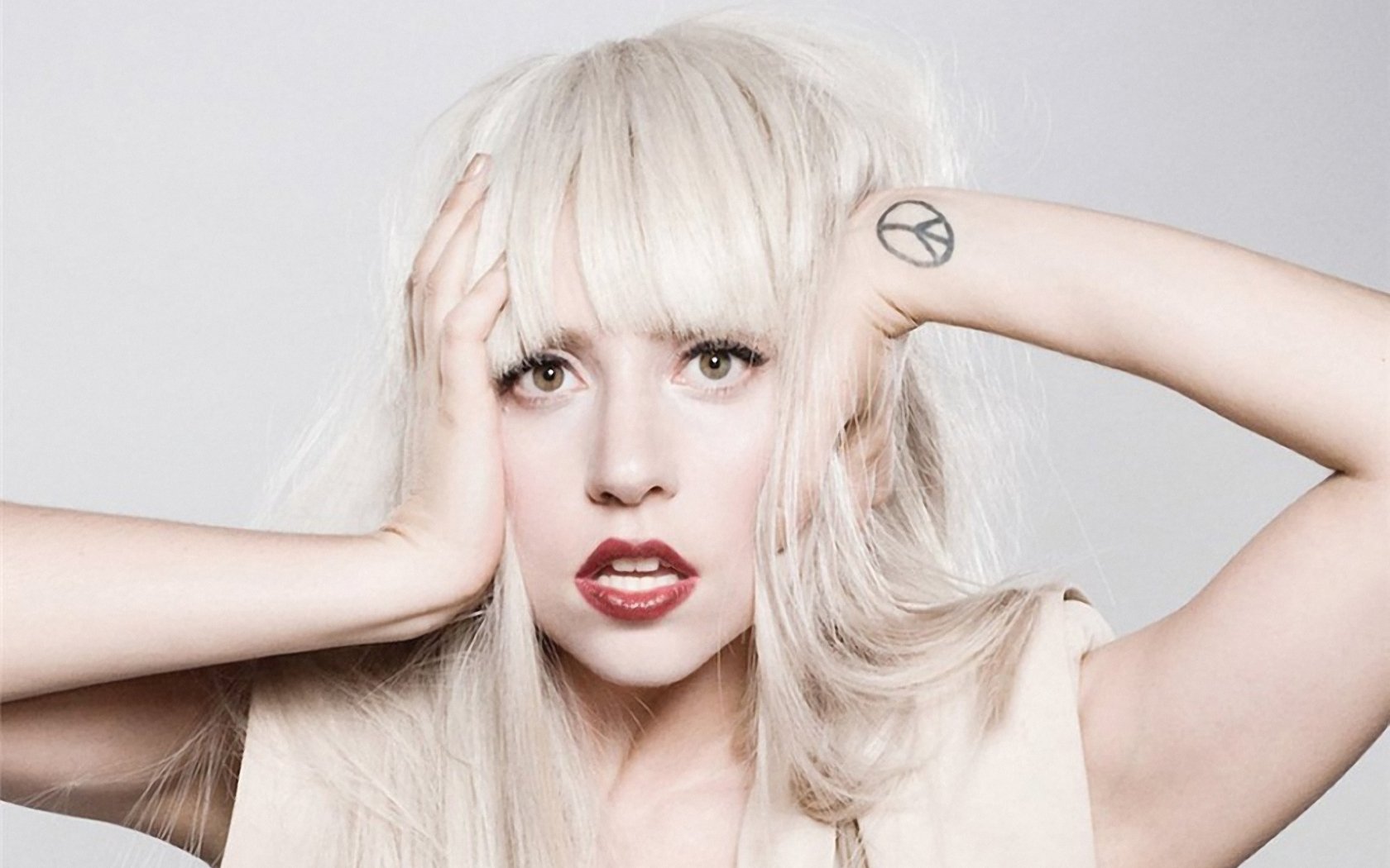 Download Music Lady Gaga Wallpaper