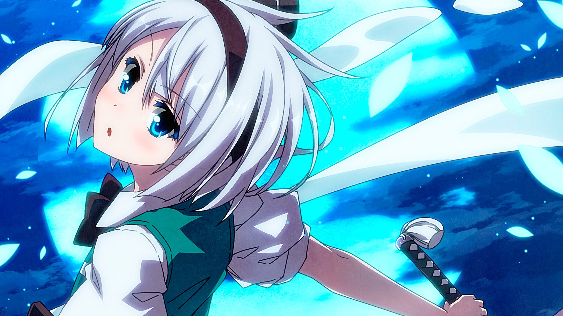 HD anime desktop wallpaper featuring Youmu Konpaku from Touhou, showcasing her with silver hair and a sword against a vibrant blue background.