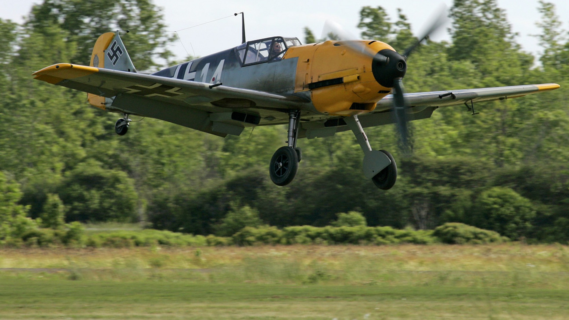 HD Wallpaper: Iconic Messerschmitt Bf 109 in Flight