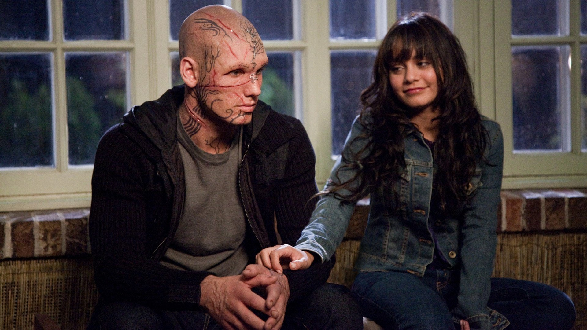 Download Vanessa Hudgens Lex Pettyfer Movie Beastly HD Wallpaper