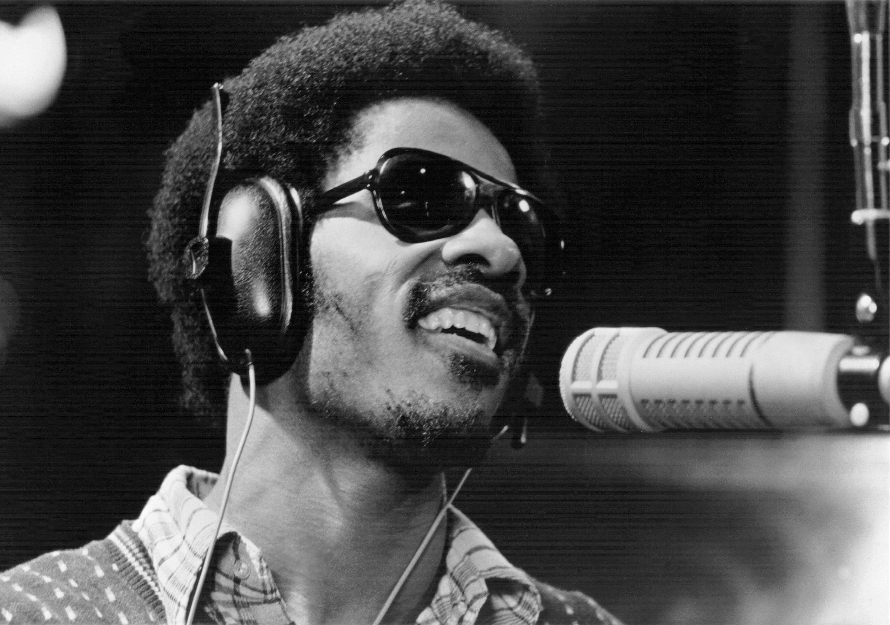 2 Stevie Wonder HD Wallpapers | Background Images - Wallpaper Abyss