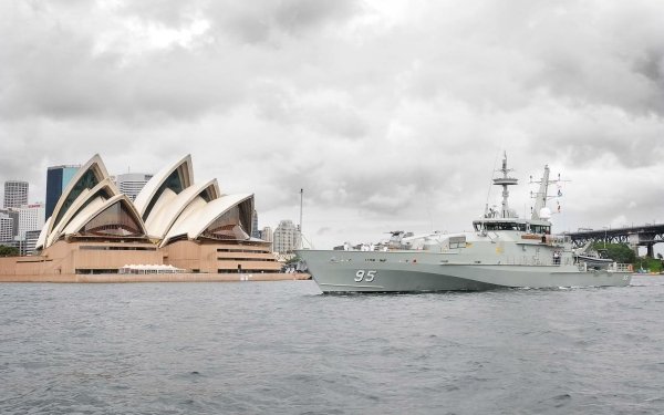 Military HMAS Maryborough (ACPB 95) Warships Australian Navy Sydney Opera House Australia Warship Patrol Boat HD Wallpaper | Background Image